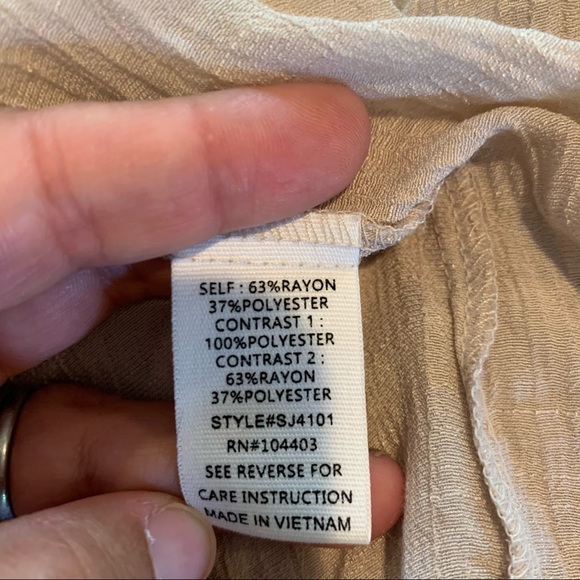 Lydelle flowy sleeveless top - Picture 9 of 9